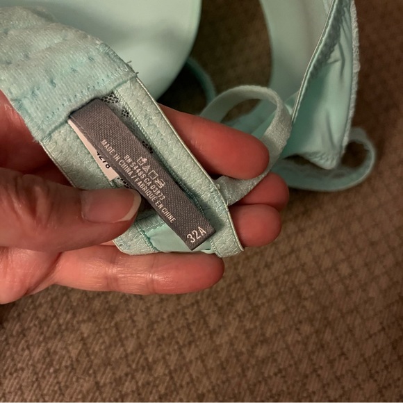Aerie bra - 32A - convertible to cross-back - Picture 4 of 5